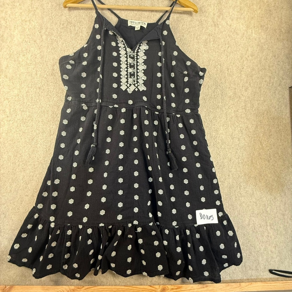 Idyllwind Miranda Lambert Black Embroidered Halter Dress Tassel Ruffle Hem M